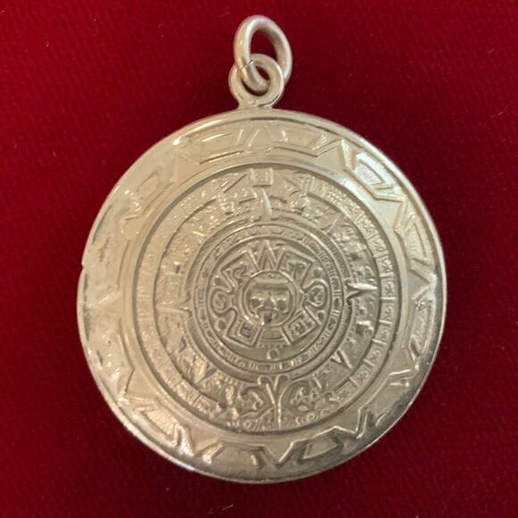 Sterling Silver Aztec Calendar Round Double-Sided Domed Pendant Stamped 925 - Picture 2 of 2